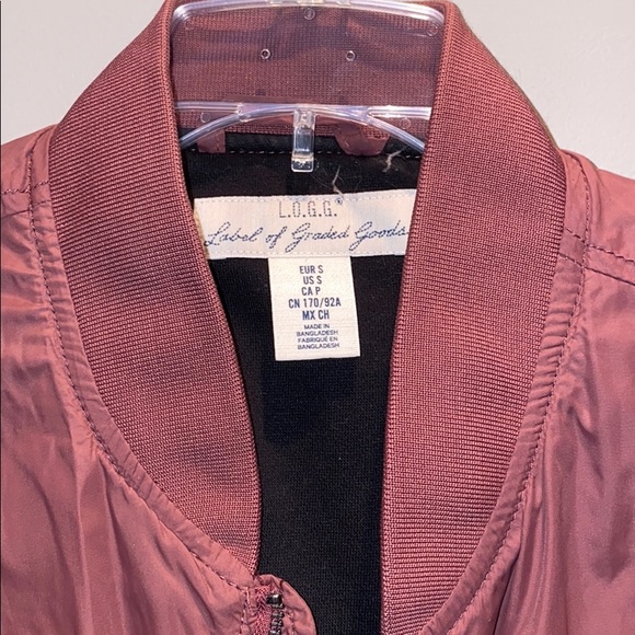 Accessory jacket - Picture 2 of 3